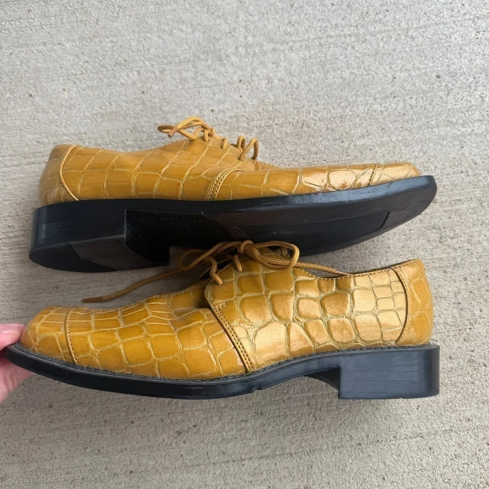 Hugo Vitelli Vintage Yellow Gold Oxford Style shoes Faux Croc 5